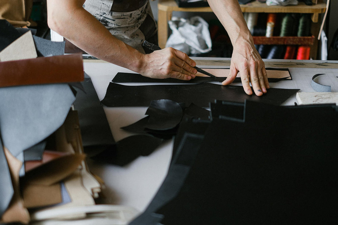 Types of leather for bags: Why cow leather lasts longer than calf leather