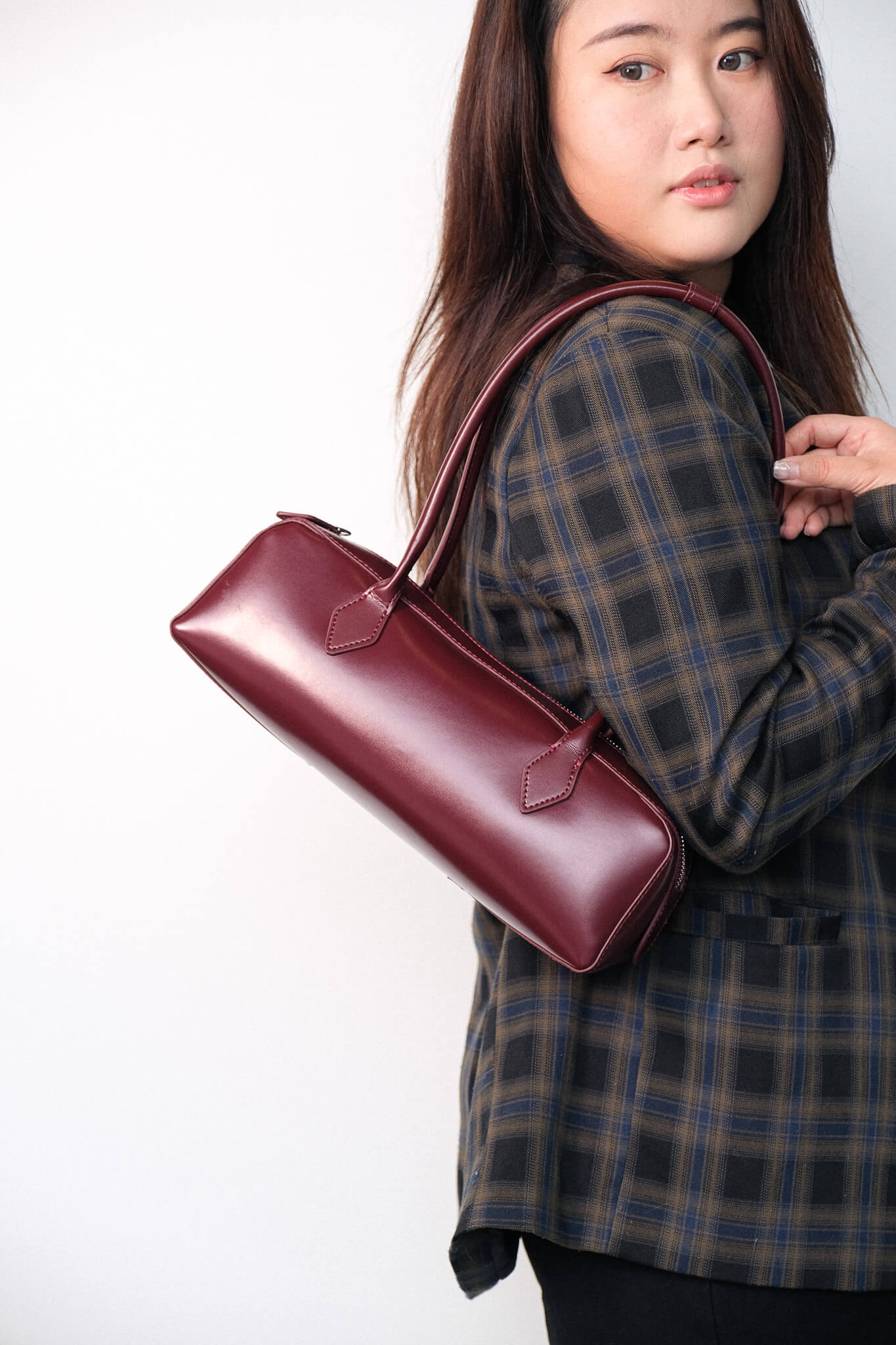 (Pre-order) Devon Bag: Red