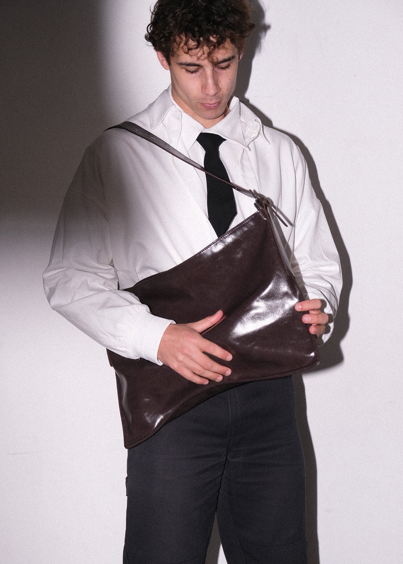 Kite Crossbody Bag: Brown