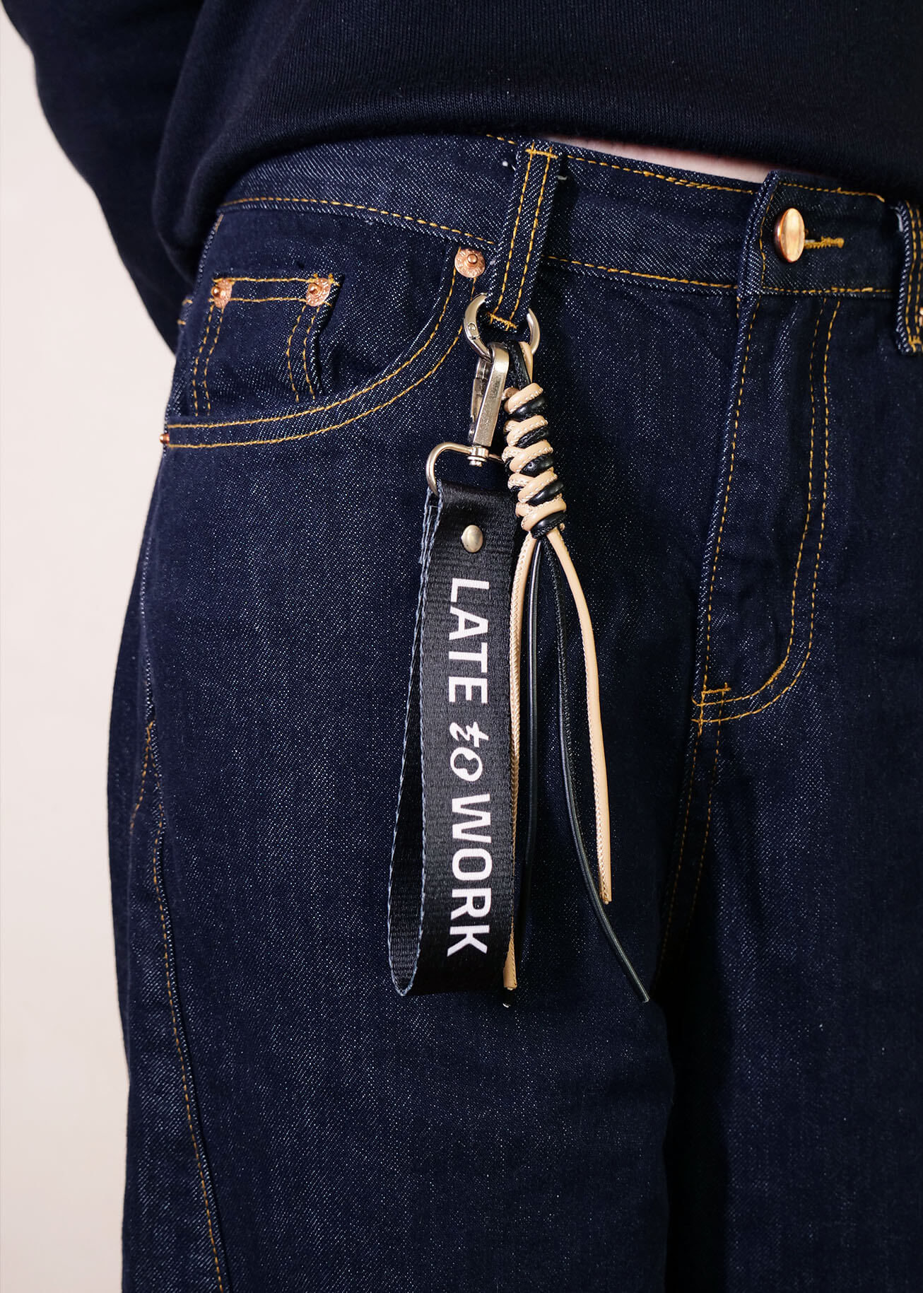 Late Twist Bag Charm