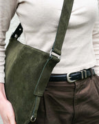 Close up of the Medium Kite Bag's silver hardware