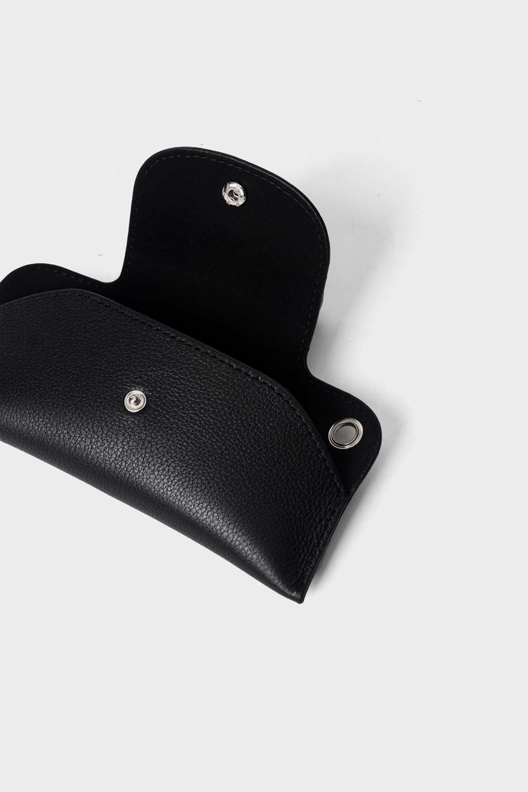 Sunglasses pouch open