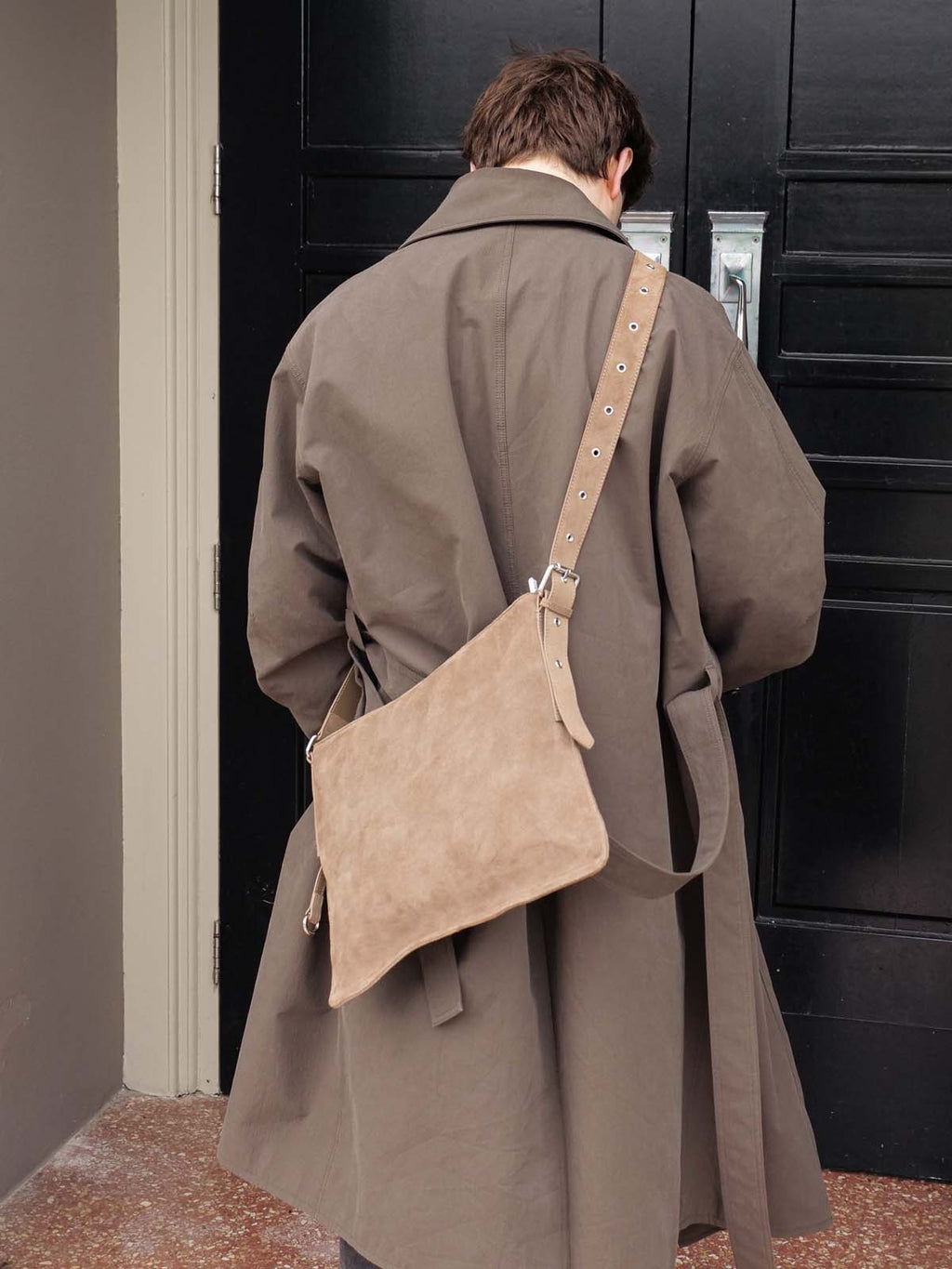 Kite Bag Medium: Desert Suede