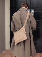 Kite Bag Medium: Desert Suede