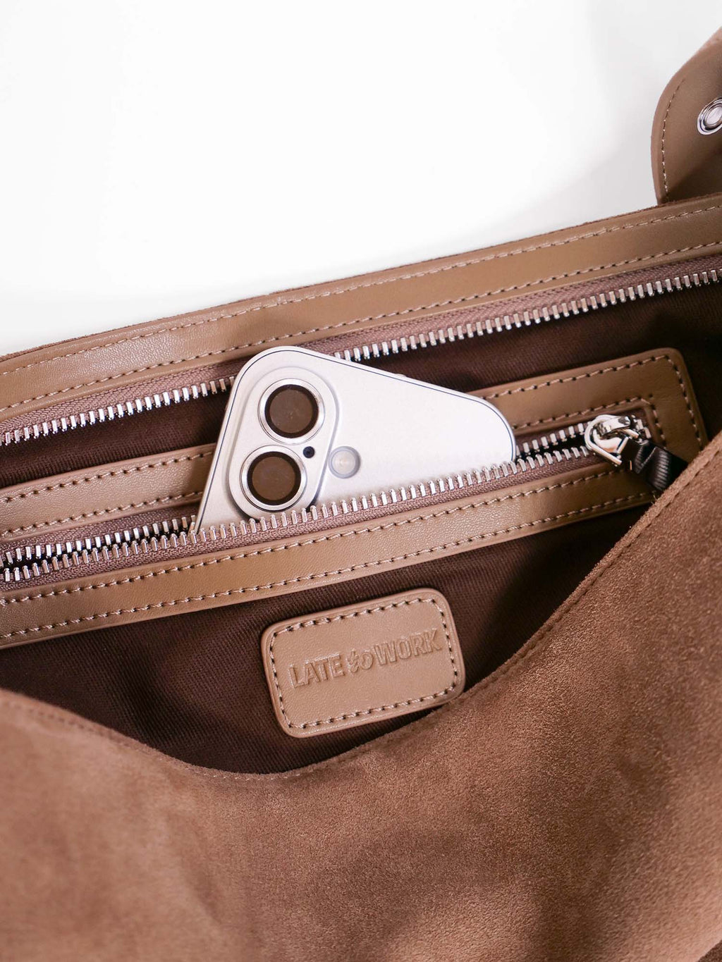 Kite Bag Medium: Desert Suede