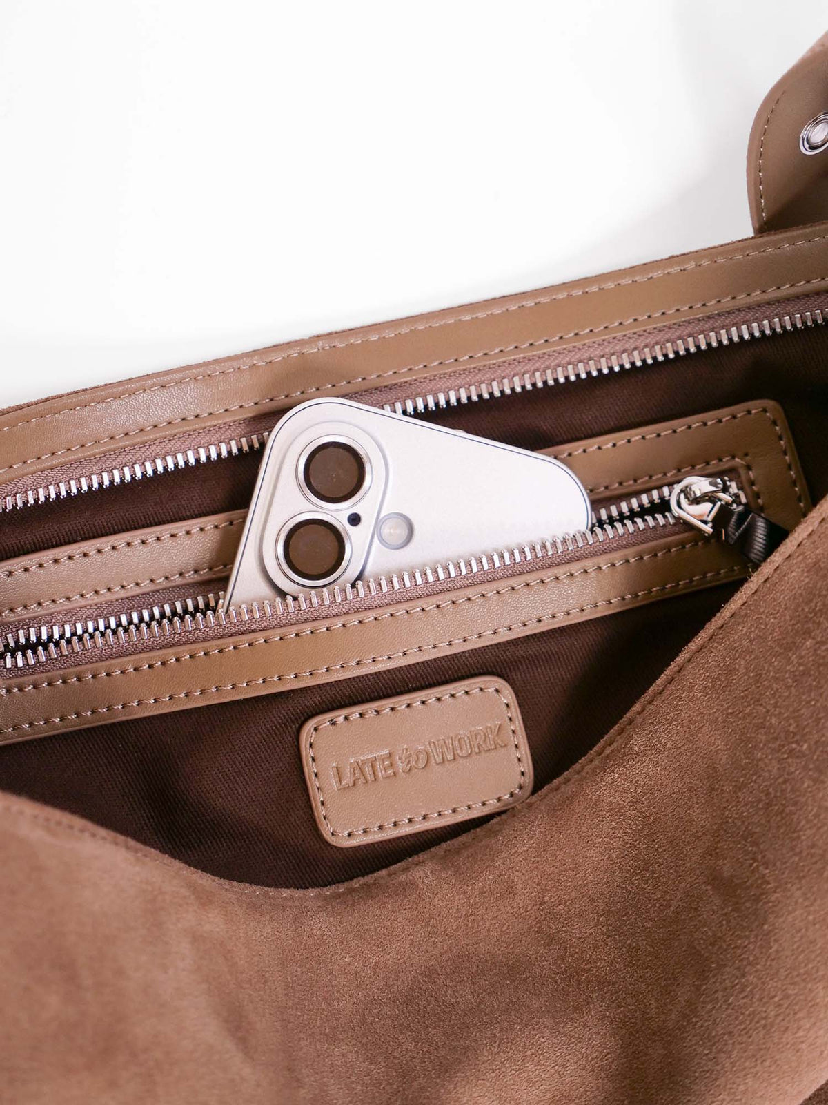 Kite Bag Medium: Desert Suede