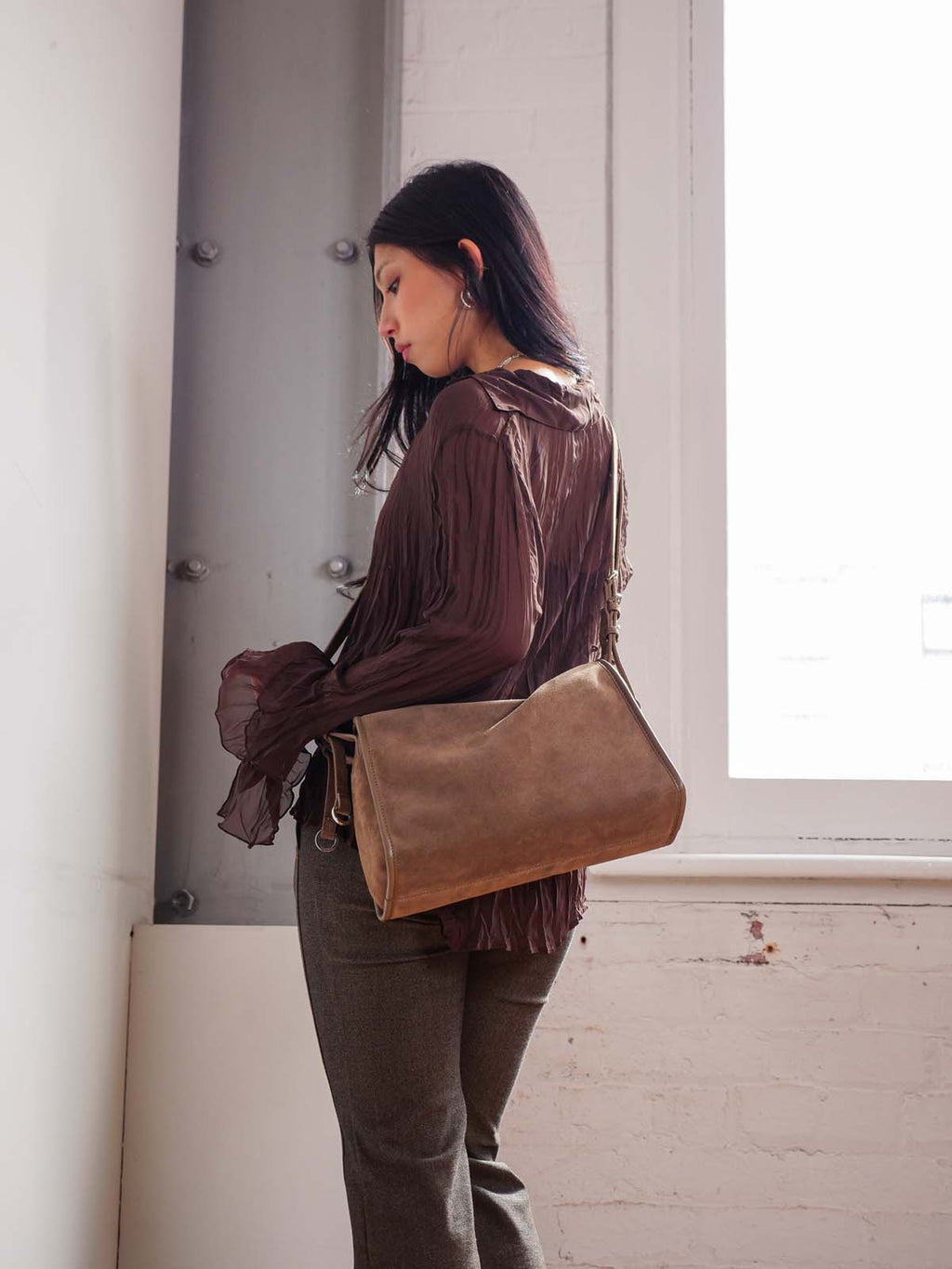 Willow Bag Small: Desert Suede