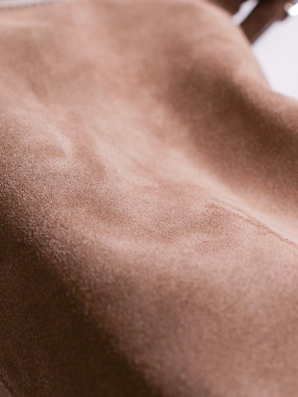 Willow Bag Small: Desert Suede