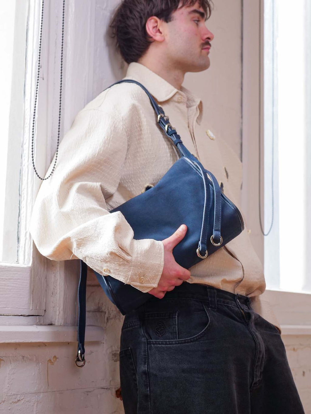 Willow Bag Small: Navy Nubuck
